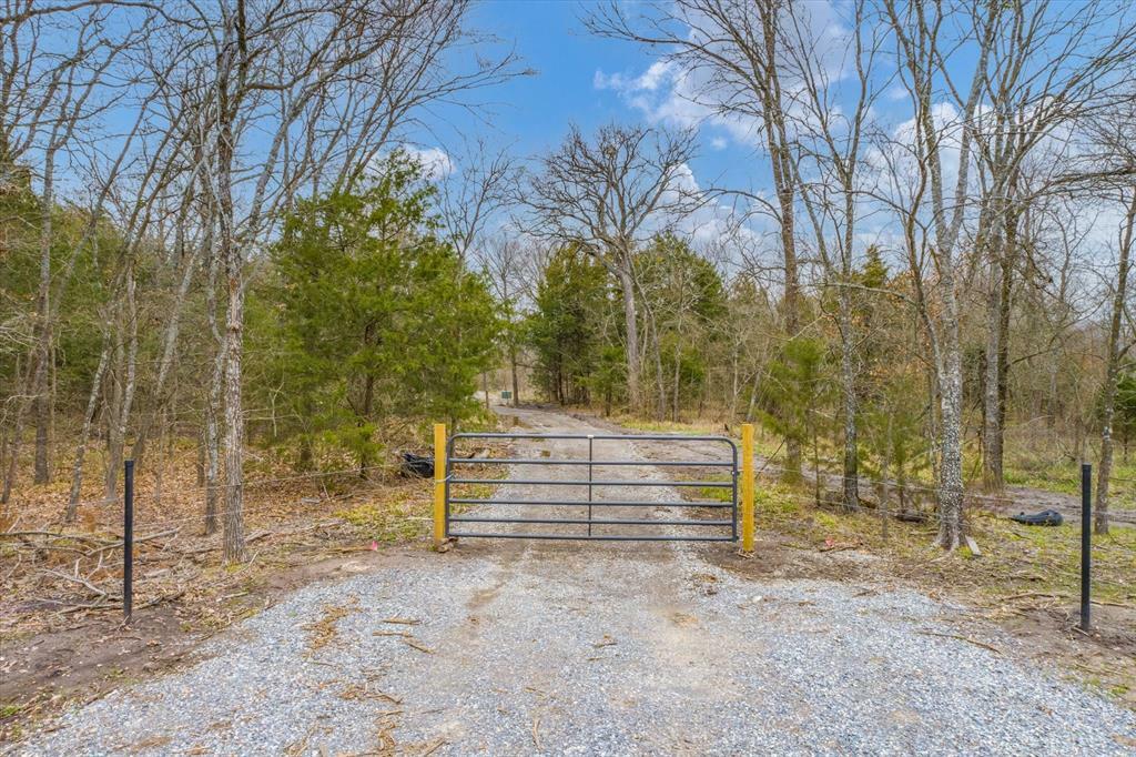 Property Photo: 1936 Northshore Road TX 75474