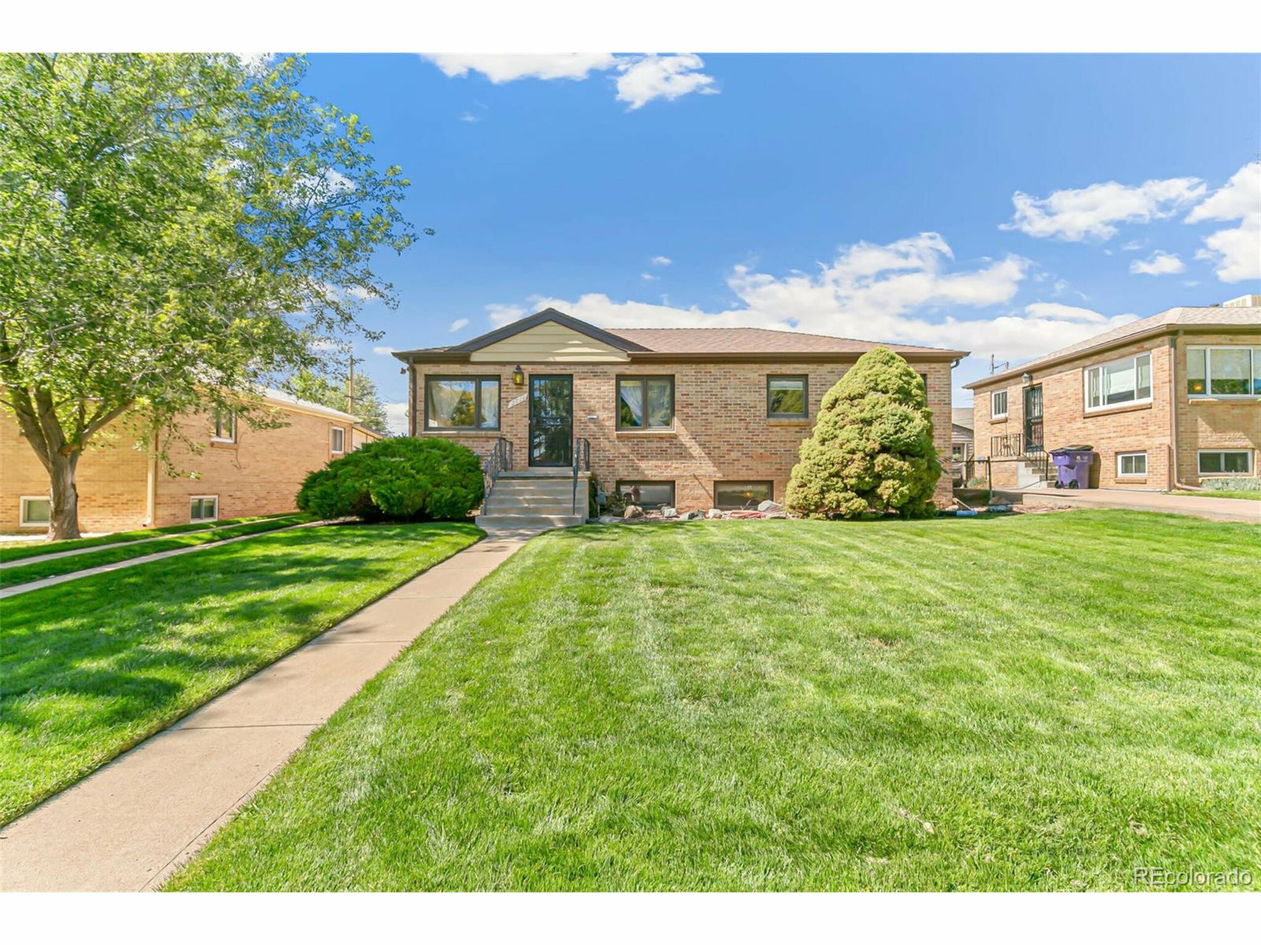 2711 Zenobia St  Denver CO 80212 photo