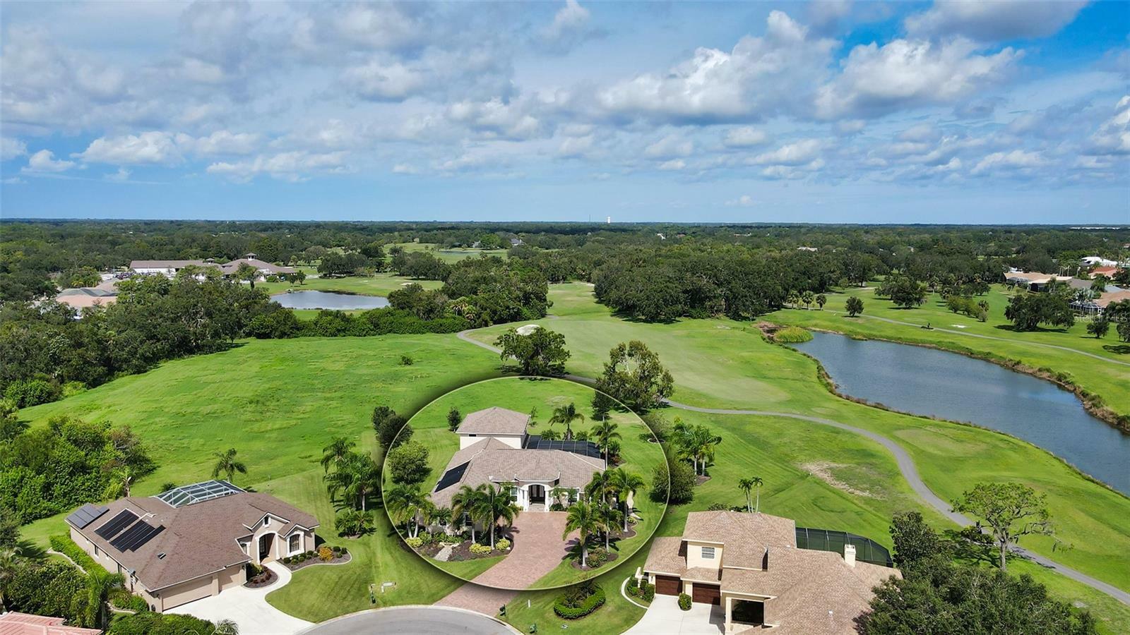 Property Photo: 11901 Woodland Terrace FL 34219
