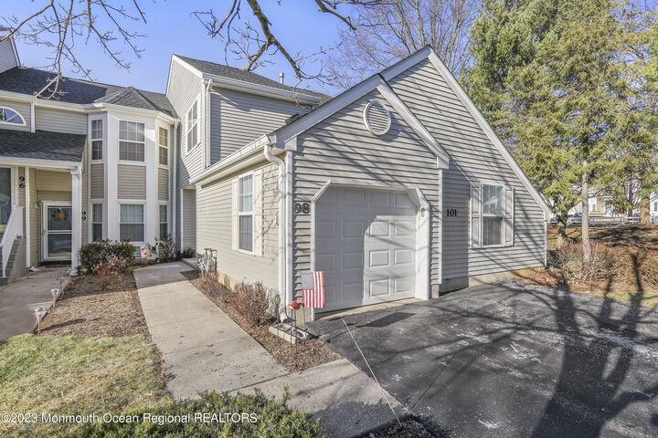 98 Pagoda Lane  Freehold NJ 07728 photo