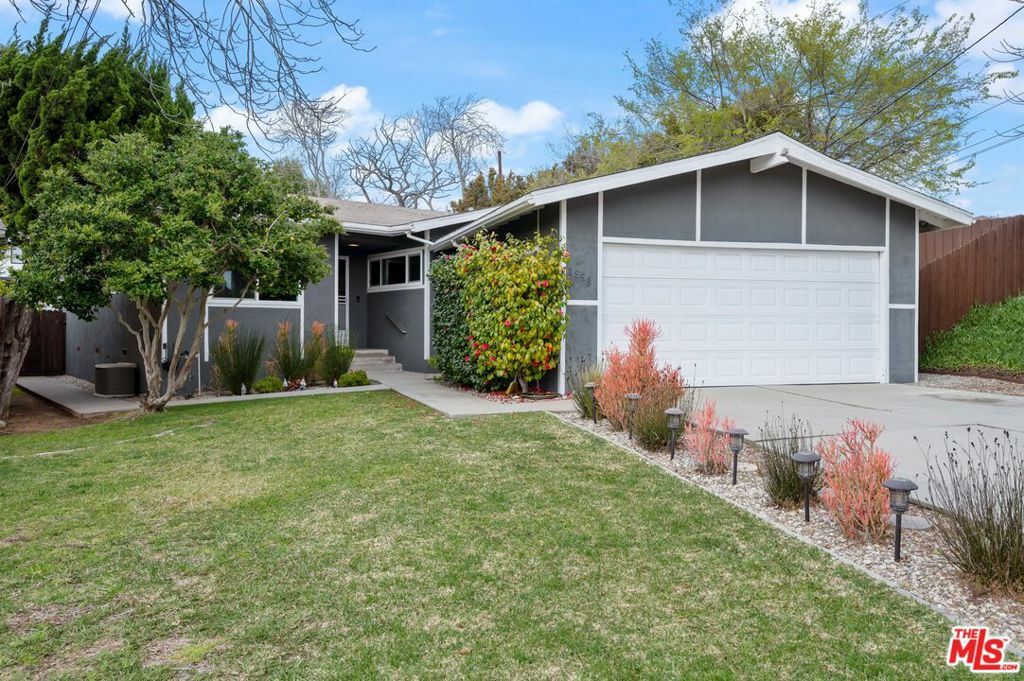 Property Photo:  1853 5th Street  CA 90266 