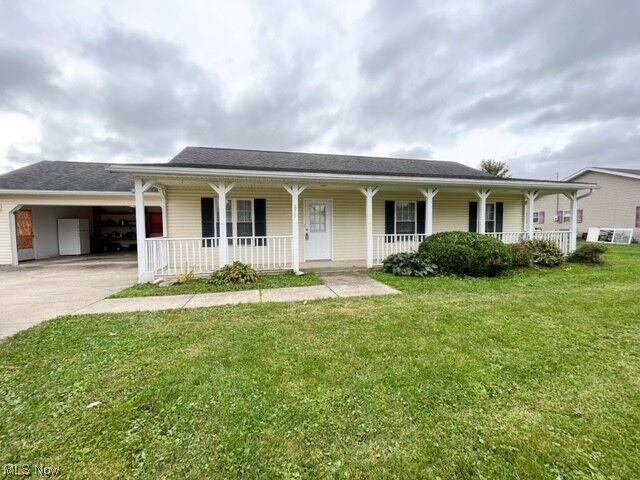 Property Photo: 875 Wesley Road OH 44805