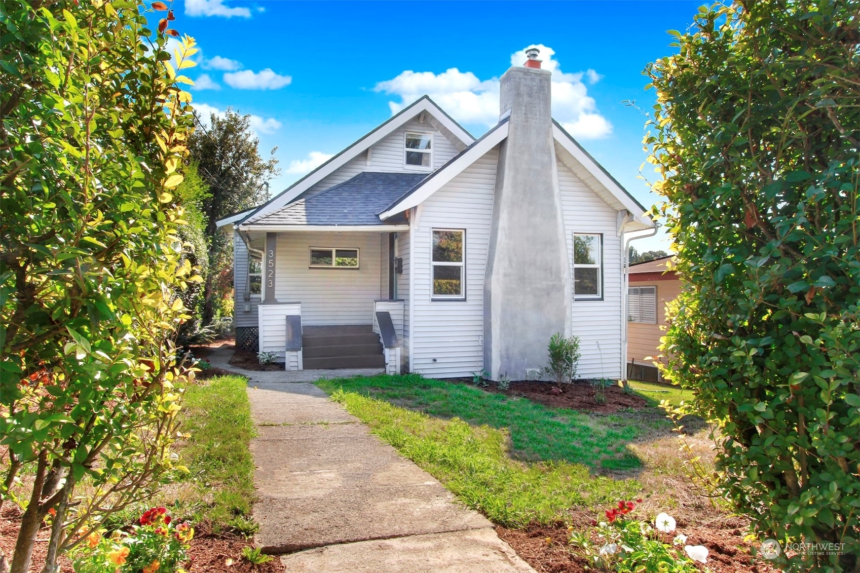 Property Photo:  3523 S Dawson Street  WA 98118 