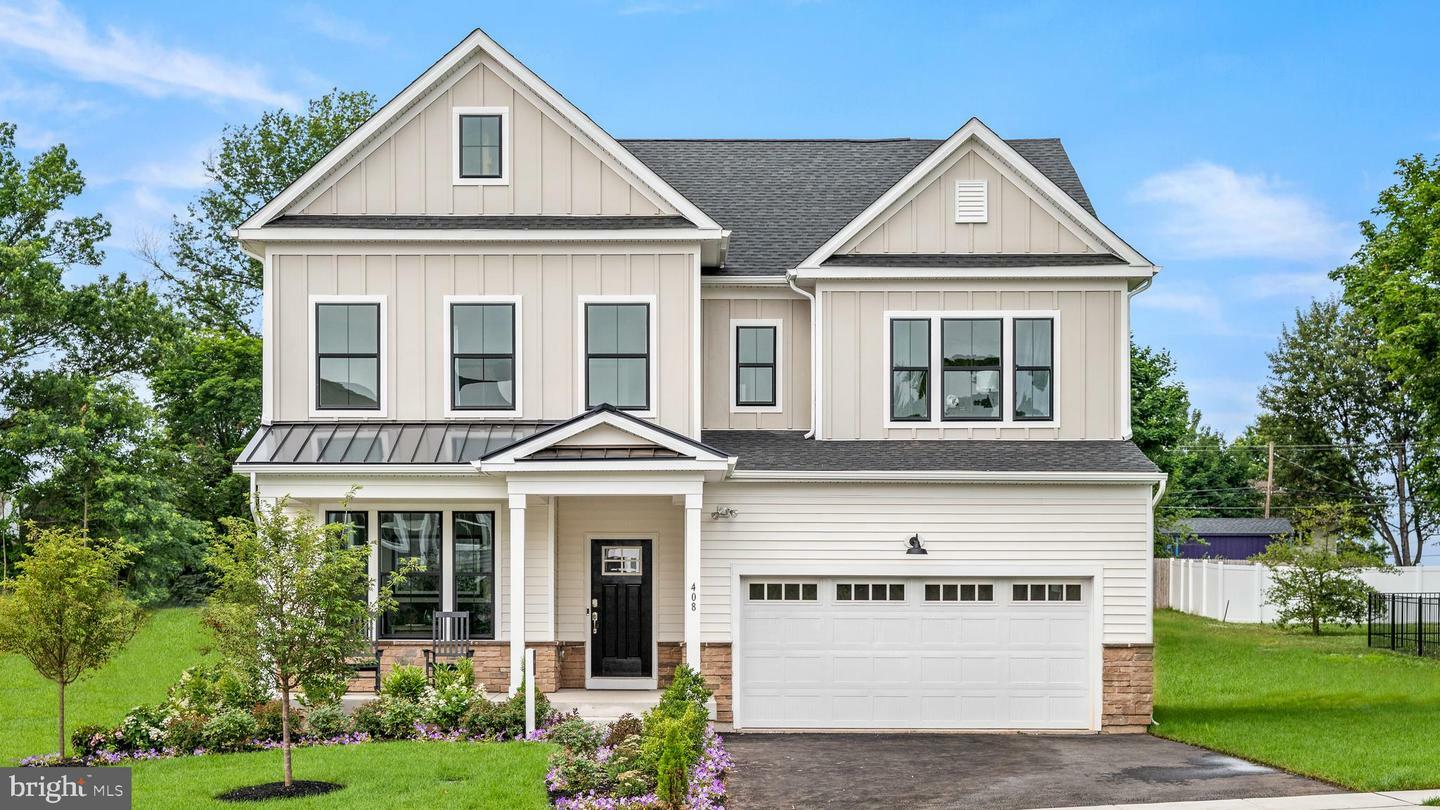 Property Photo: 607 Dahlia Drive PA 19475