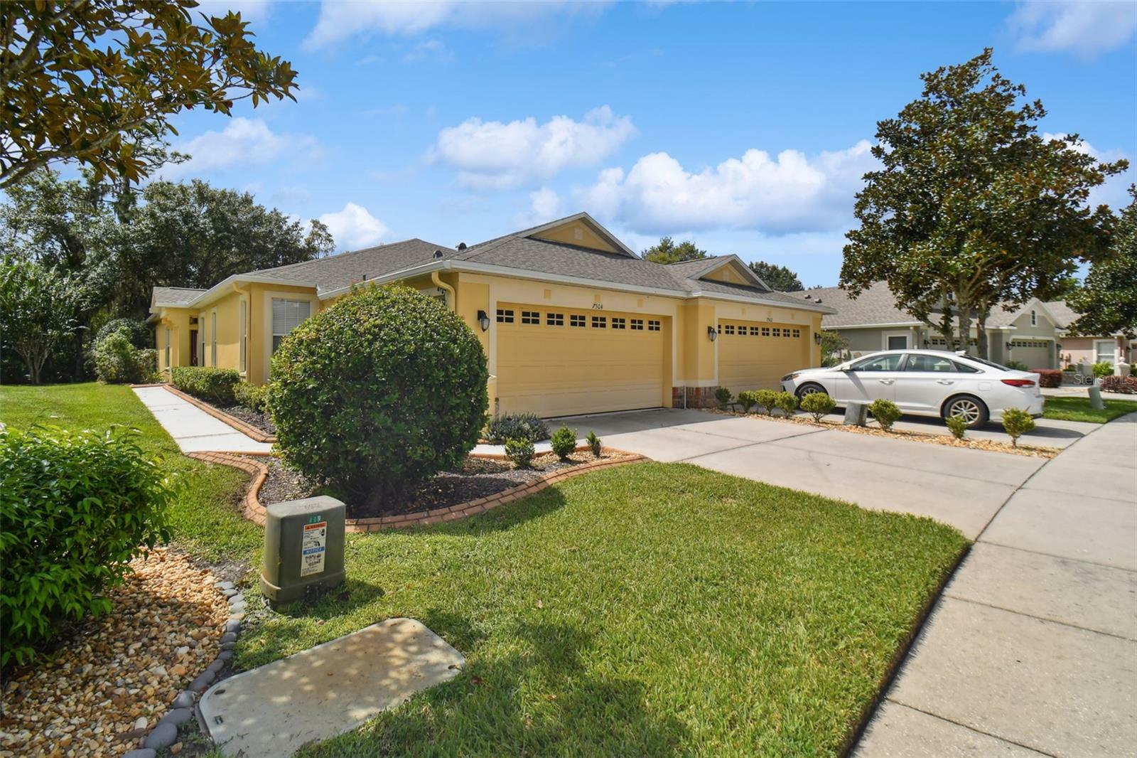 Property Photo:  7504 Deer Path Lane  FL 34637 