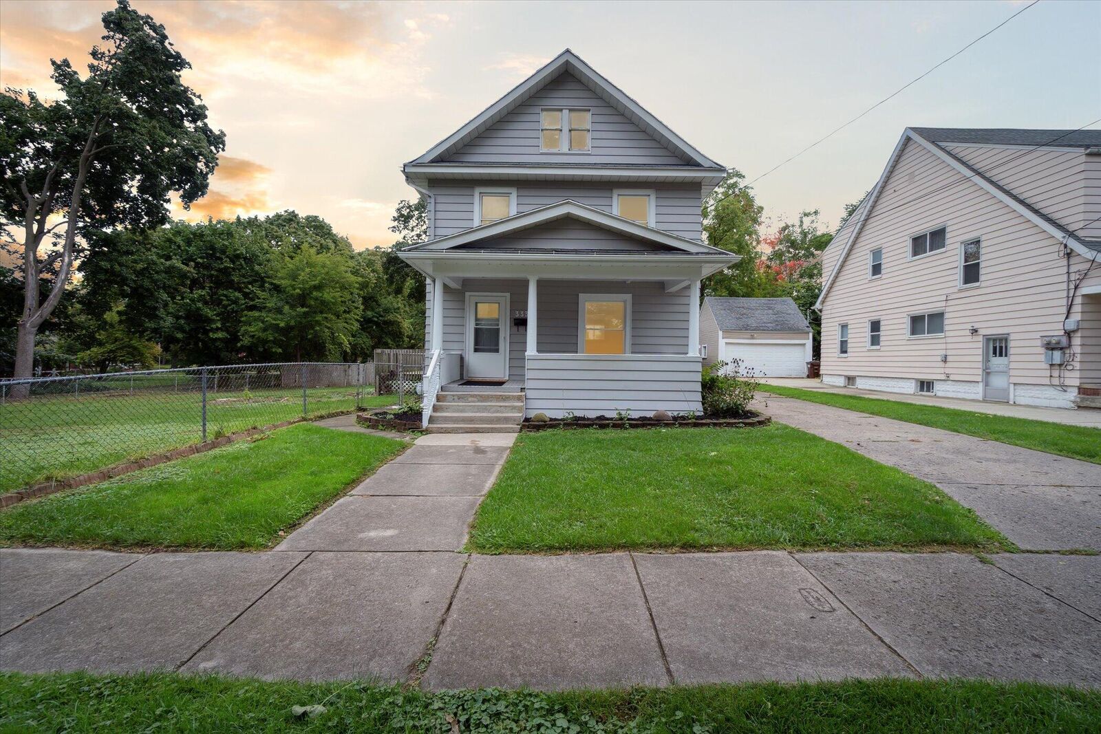 Property Photo:  333 N Bowen St Street  MI 49202 