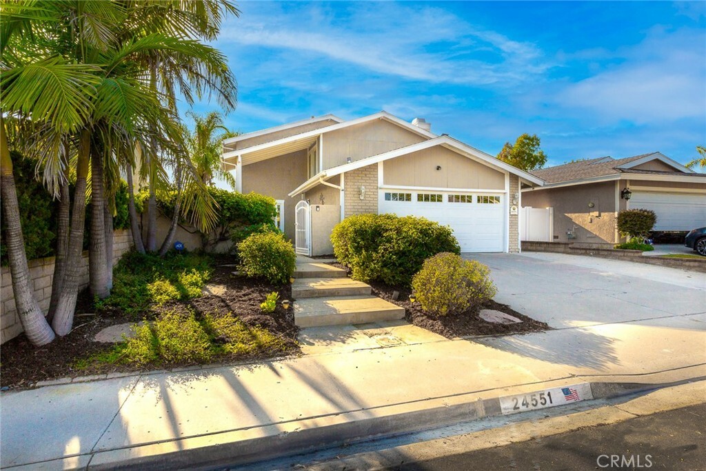 Property Photo: 24551 Tabuenca CA 92692