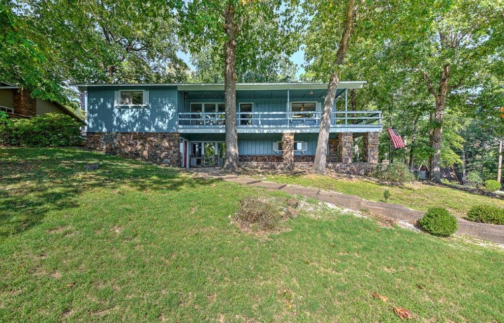 Property Photo:  8616 White Oak Drive  AR 72756