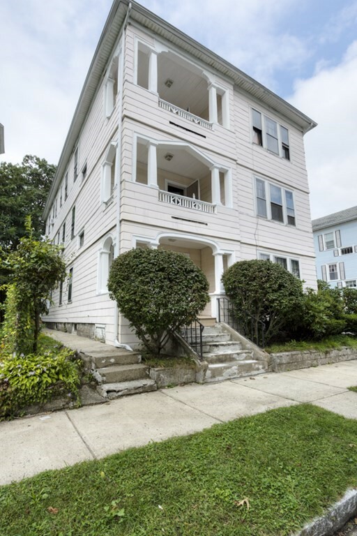 Property Photo:  72 Birch St  MA 01603 