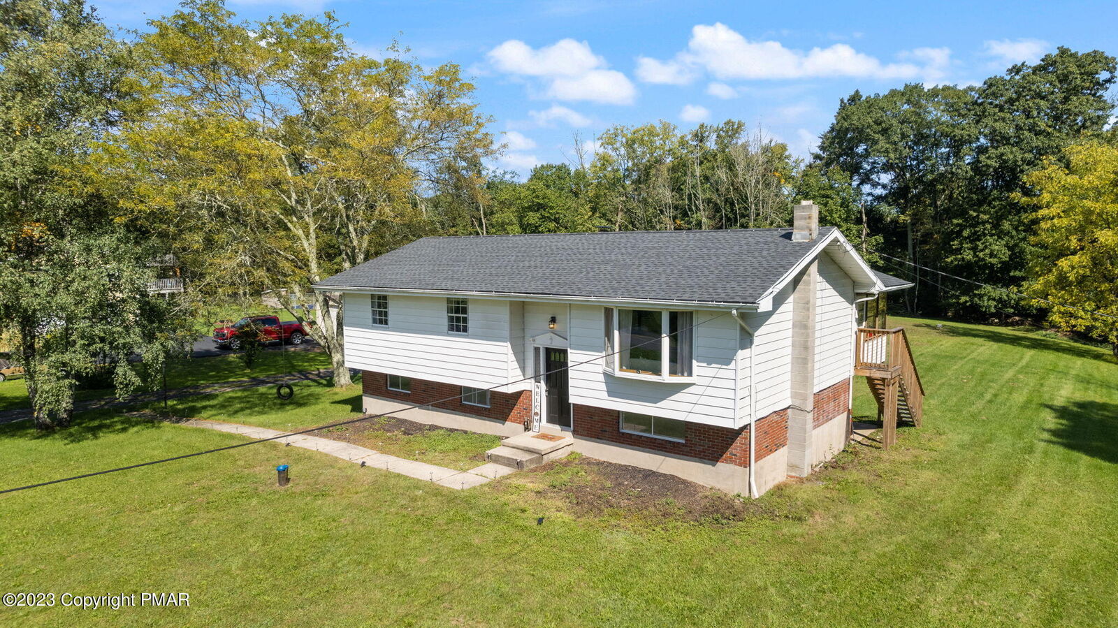 Property Photo:  5408 Neola Road  PA 18360 
