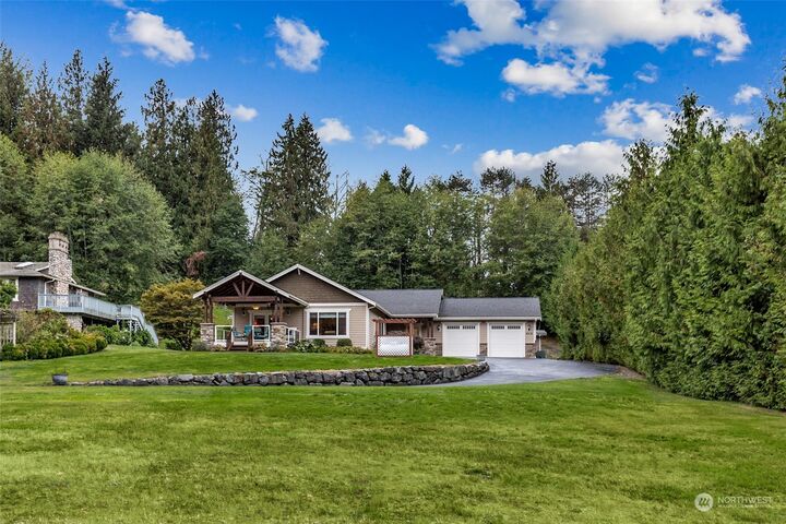 Property Photo:  8318 147th Avenue SE  WA 98290 