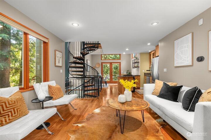 Property Photo: 3517 E Alder Street WA 98122