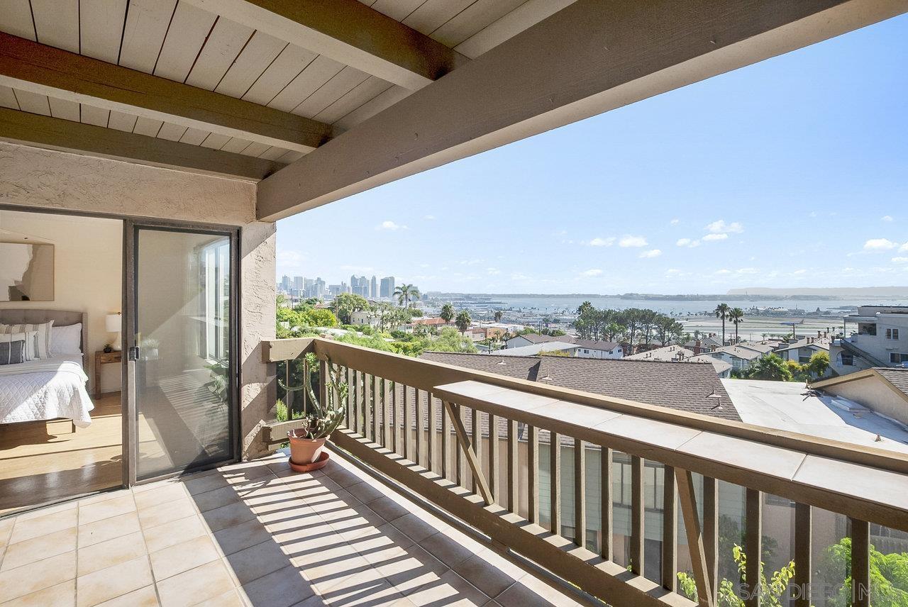 Property Photo:  2960 Union St  CA 92103 