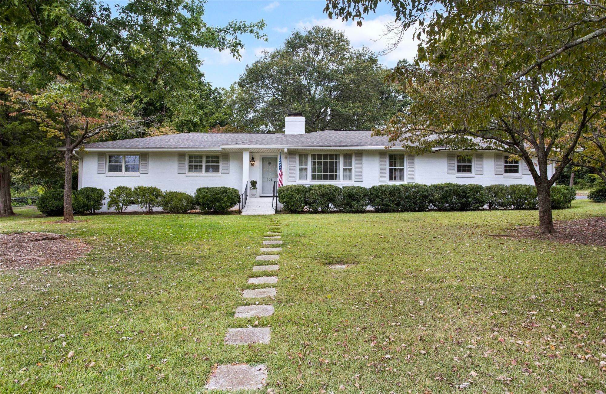 Property Photo:  109 Henson St  SC 29307 