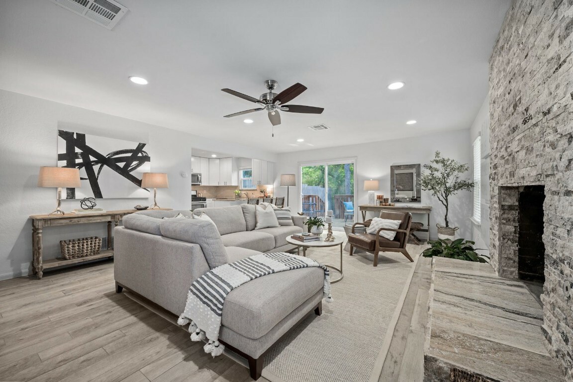 Property Photo: 1505 Terrapin Court B TX 78746