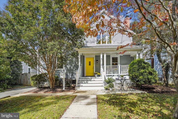 4613 8th Road S  Arlington VA 22204 photo