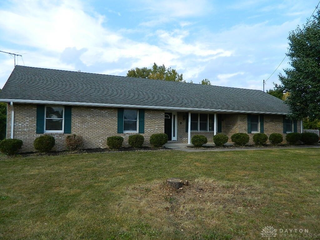 Property Photo: 2450 Arthur Road OH 45502