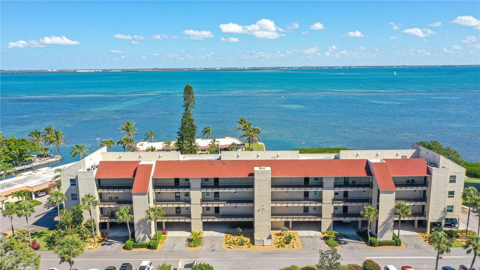 Property Photo:  4960 Gulf Of Mexico Drive 206  FL 34228 