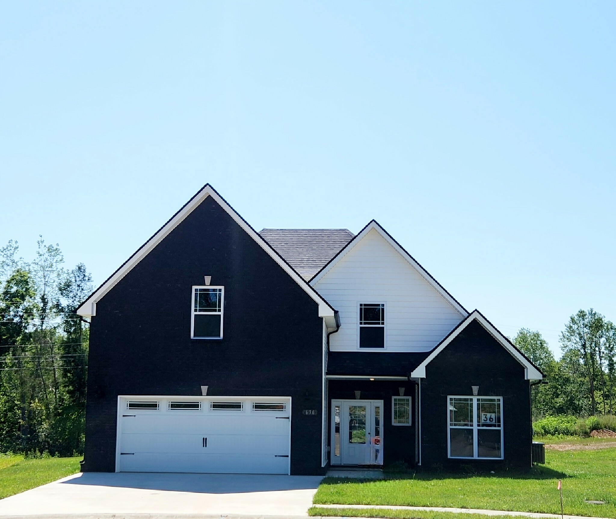 Property Photo:  636 Creighton Cir  TN 37043 