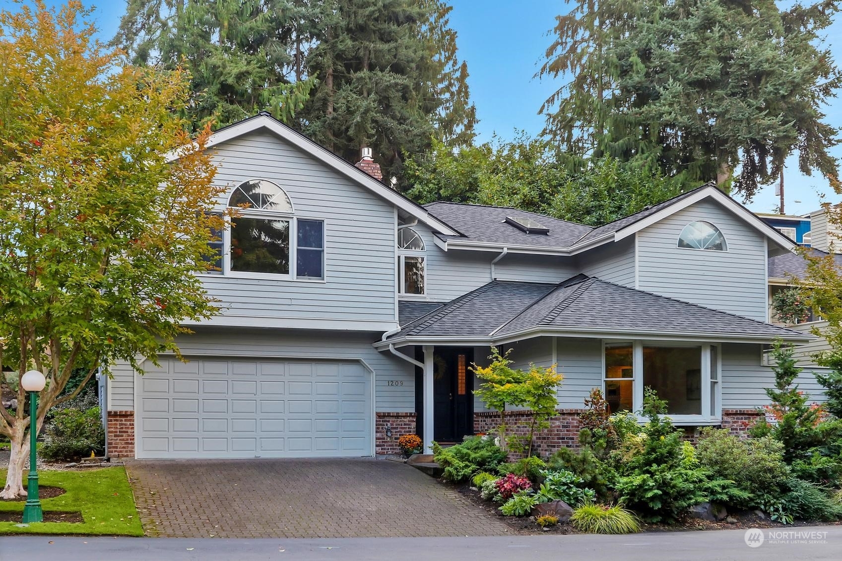 Property Photo: 1209 6th Place S WA 98020