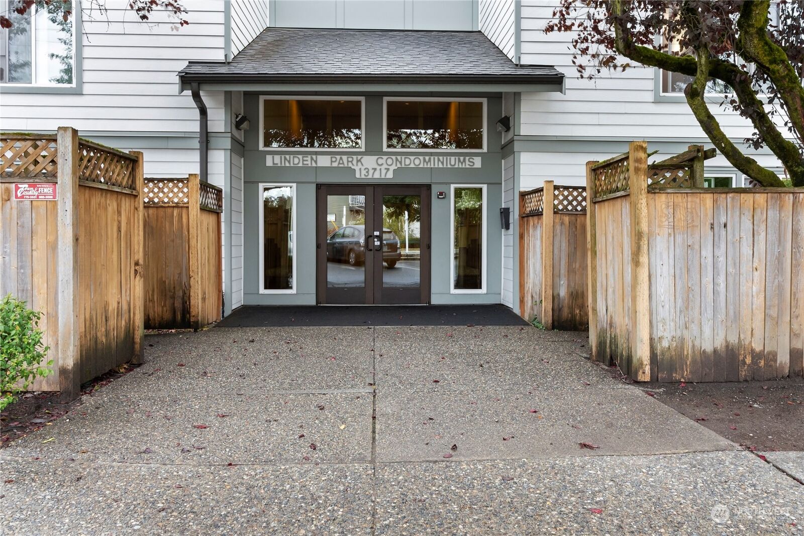 Home for sale in Seattle: 13717 Linden Avenue N 113, Seattle, WA 98133