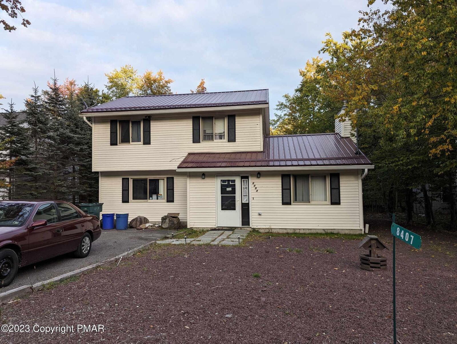 Property Photo: 8407 Porcupine Drive PA 18466