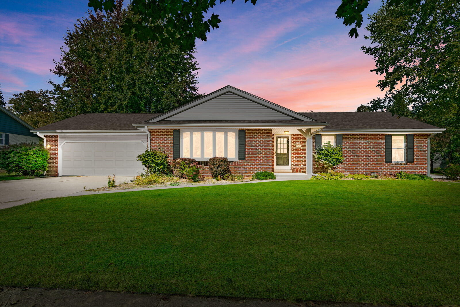 Property Photo:  N106w7470 Chatham St  WI 53012 