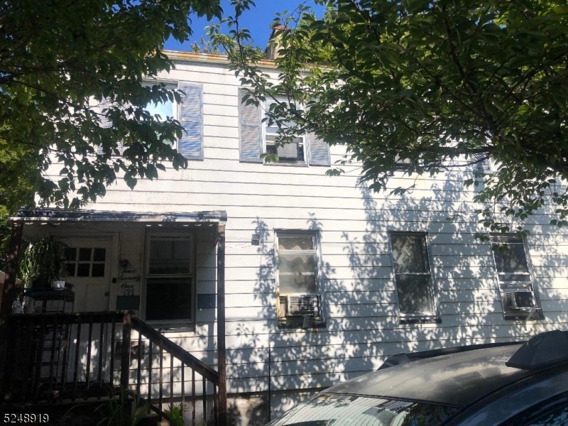 Property Photo:  469 Hamilton St  NJ 07065 