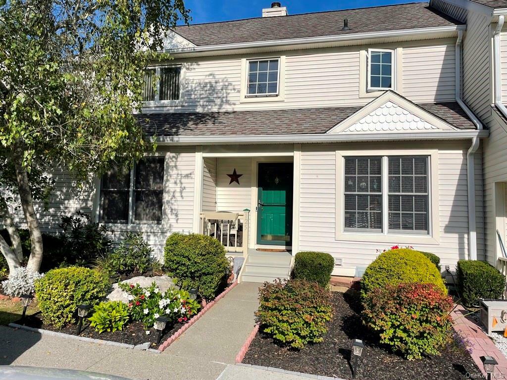 Property Photo:  125 Cornwall Meadows Lane  NY 12563 