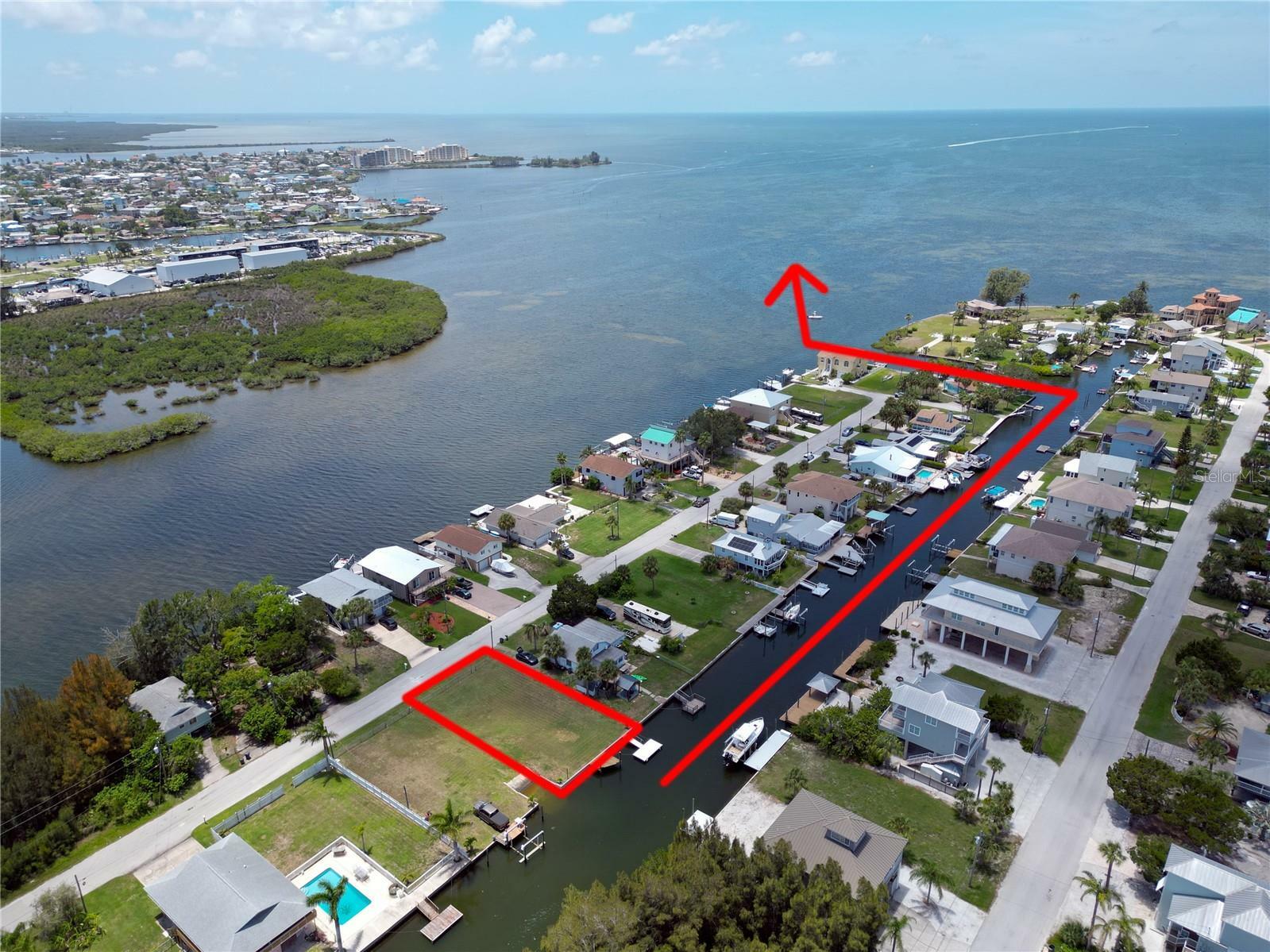 Property Photo:  6657 Seaview Boulevard  FL 34667 