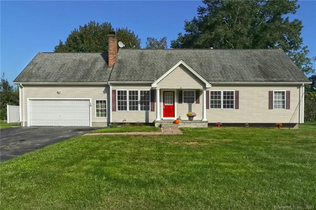 Property Photo: 19 Larkspur Lane CT 06514