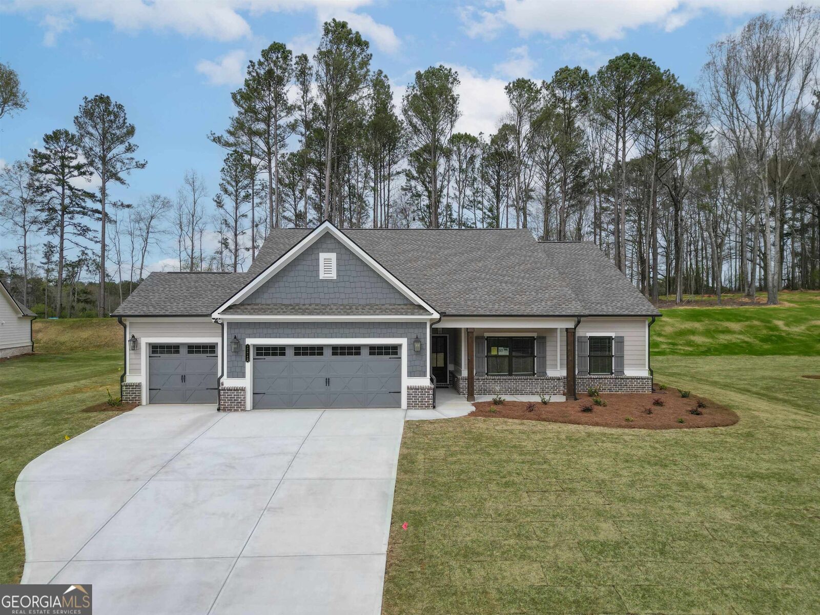Property Photo:  1113 Heights View Way  GA 30655 