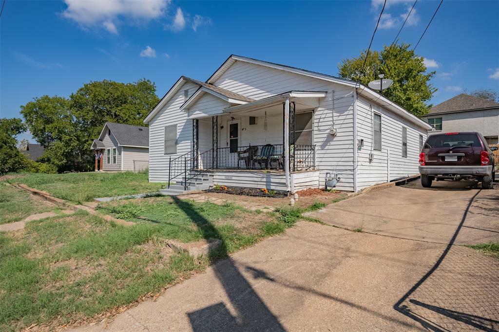 Property Photo:  615 Dr Martin Luther King Jr Boulevard  TX 75165 