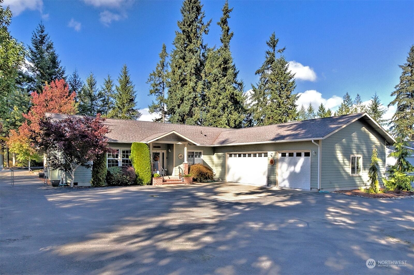 Property Photo:  1331 E Island Lake Drive  WA 98584 