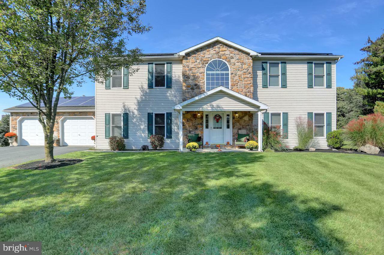 Property Photo:  409 Timber Circle  PA 17068 