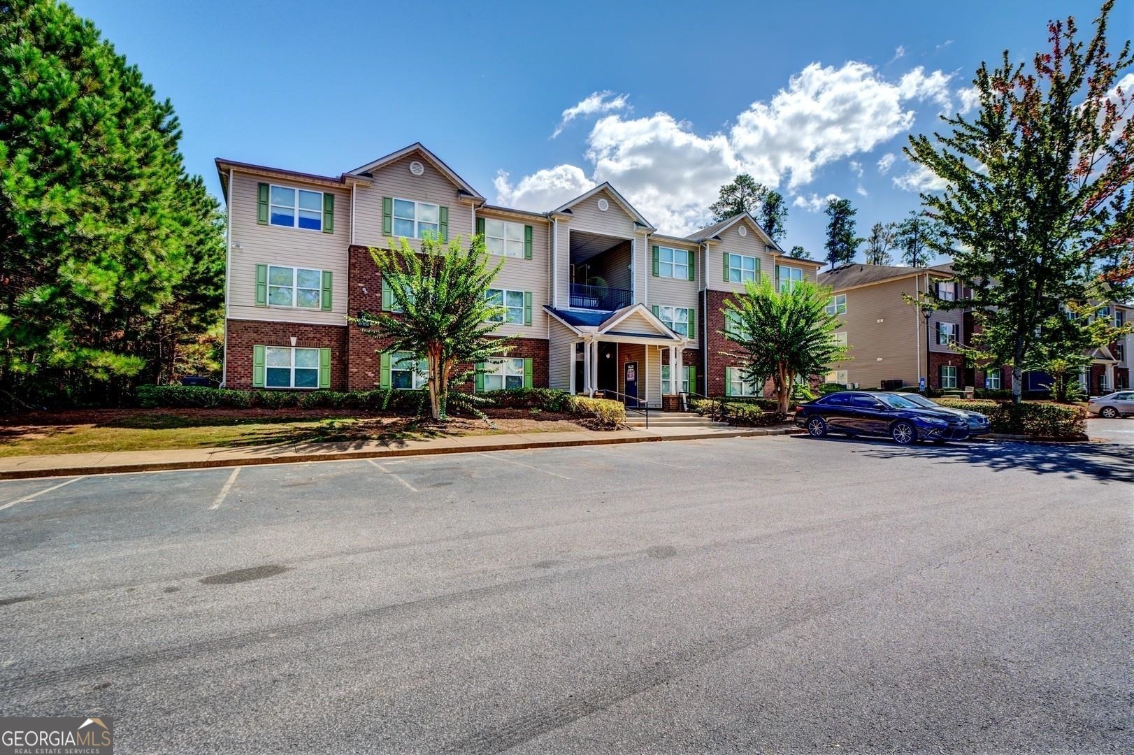 Property Photo: 12303 Fairington Ridge Circle GA 30058