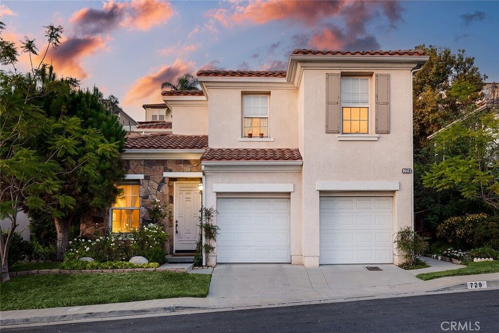 Property Photo:  729 S Avenue 61  CA 90042 