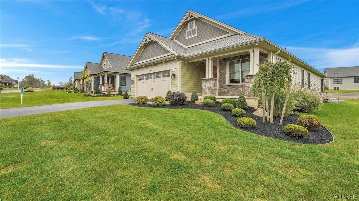 Property Photo: 13 Aurora Mills Drive NY 14052