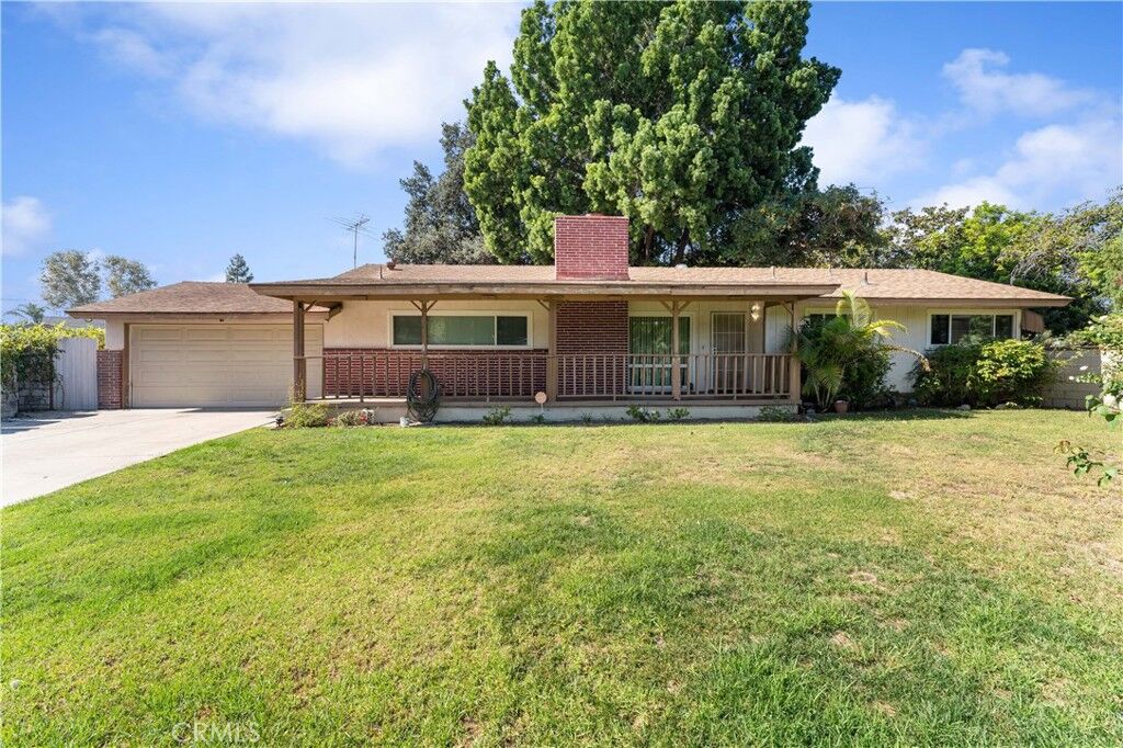 Property Photo:  10039 Melody Circle  CA 92840 