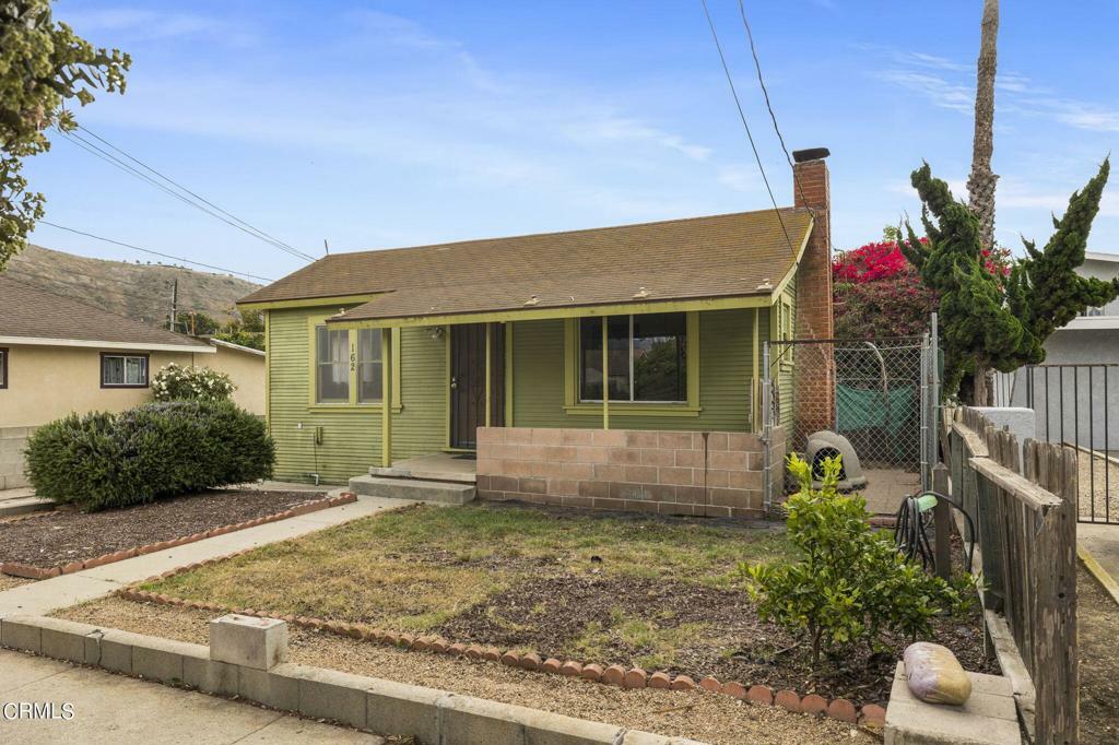 Property Photo:  162 W Ramona Street  CA 93001 