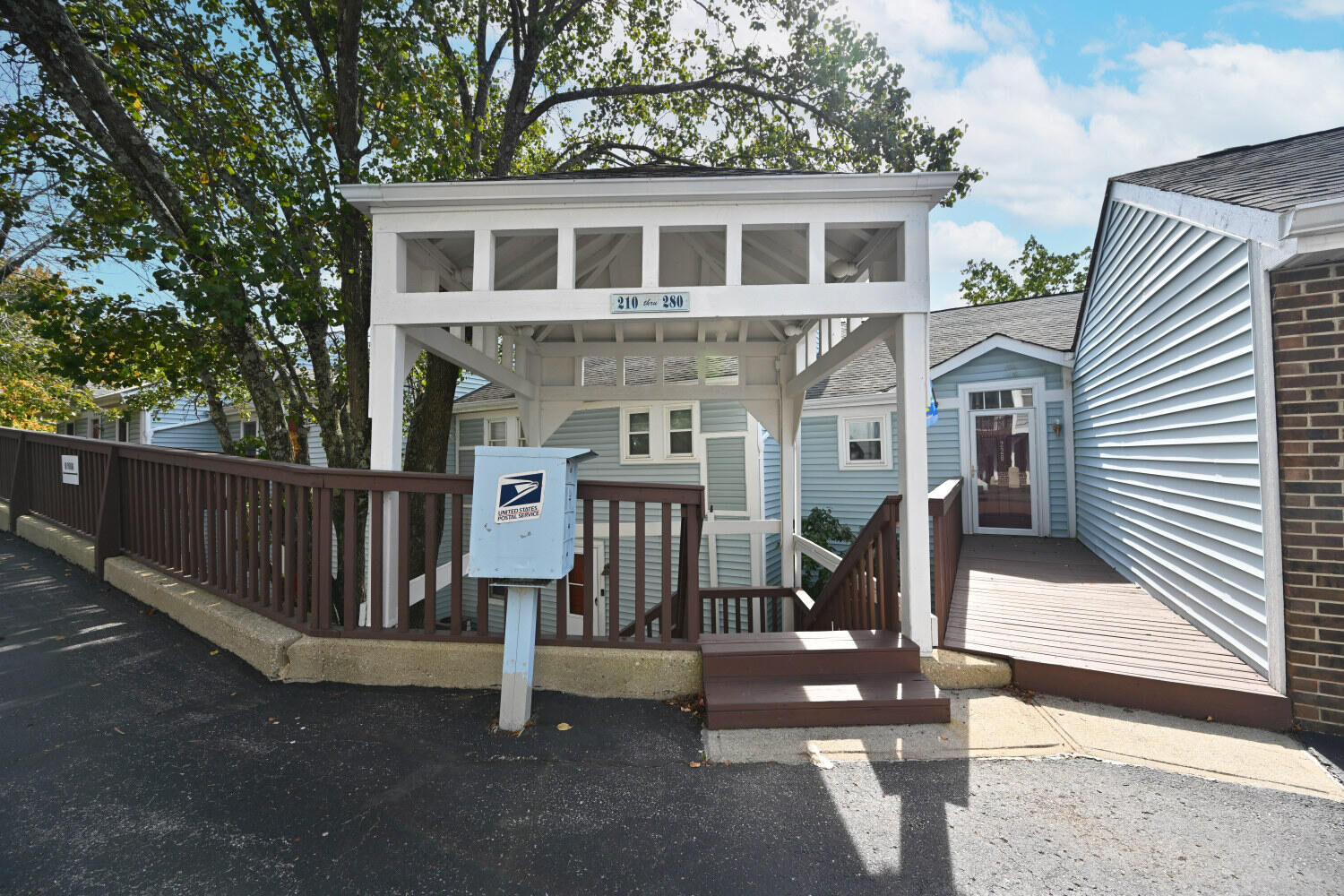 Property Photo:  210 Bellepointe Commons  KY 41073 