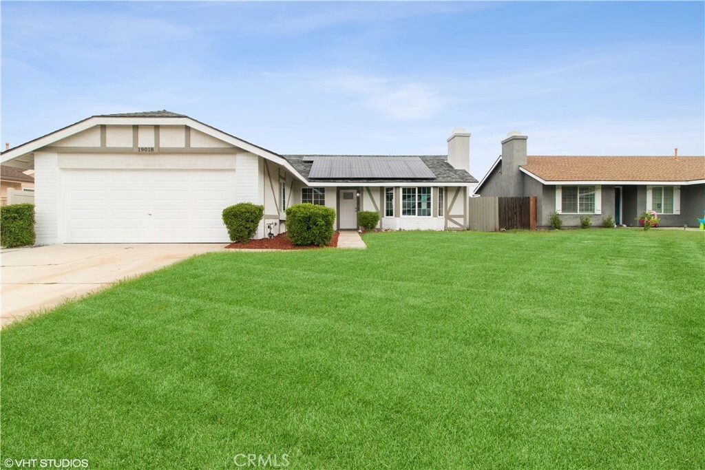 Property Photo:  19018 Tule Way  CA 92530 