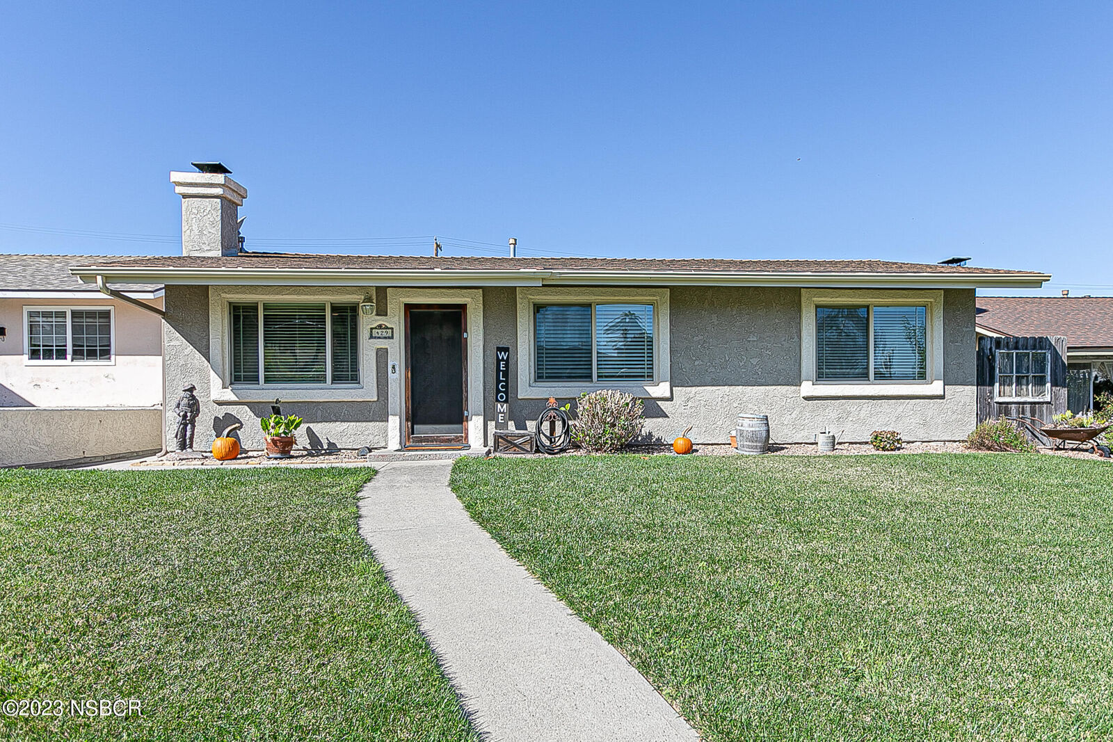 Property Photo: 429 S A Street CA 93436