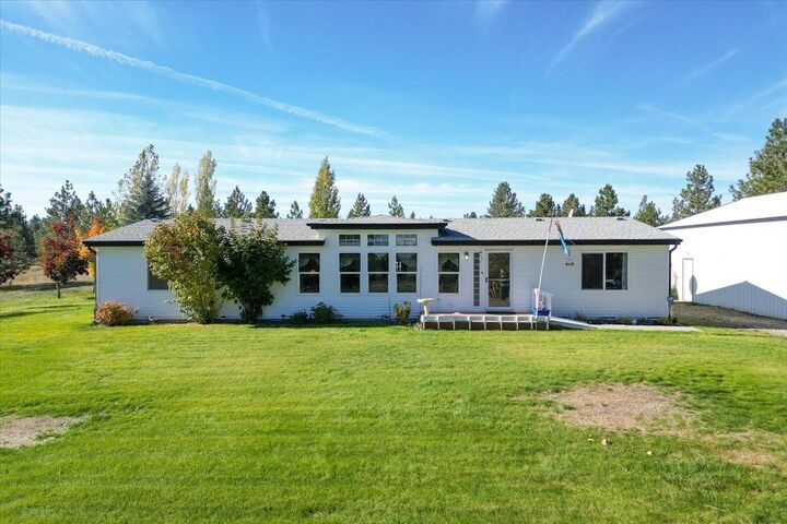 2103 N Sawbuck Ln 2-Shops  Spokane WA 99224 photo