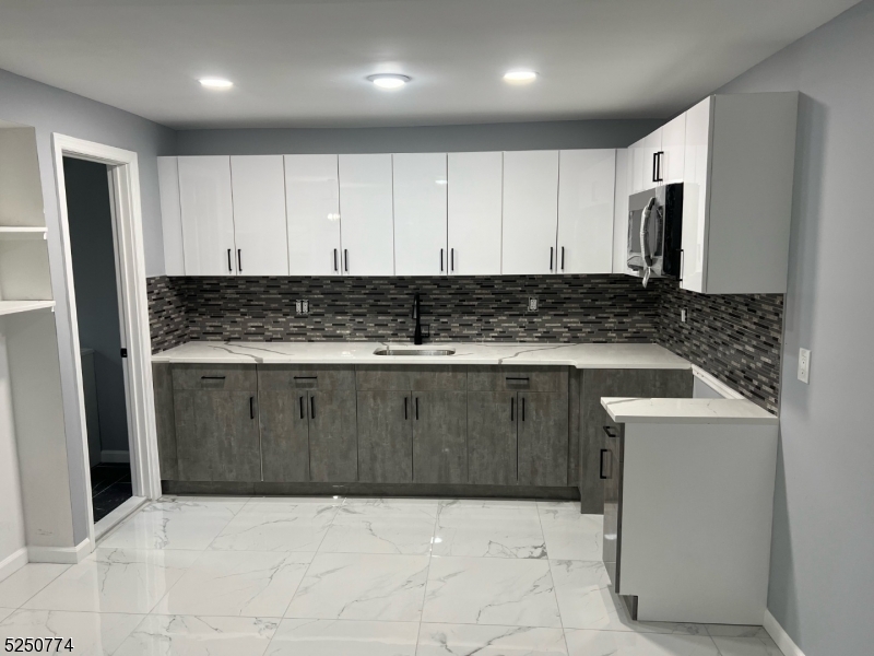 Property Photo: 36 Highland St NJ 07524