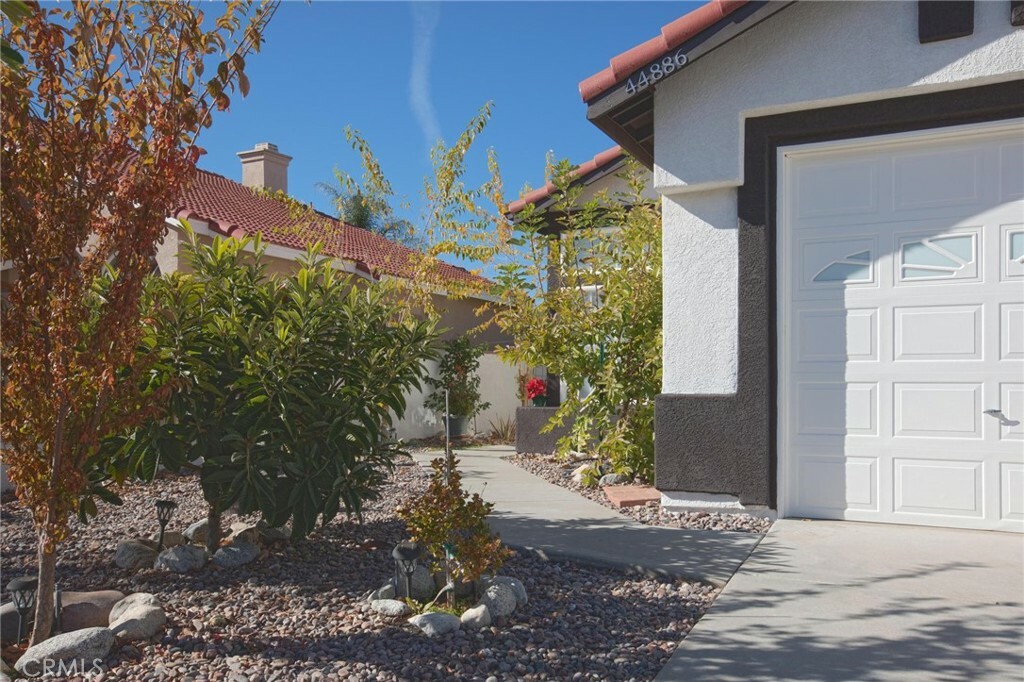 Property Photo: 44886 Bananal Way CA 92592