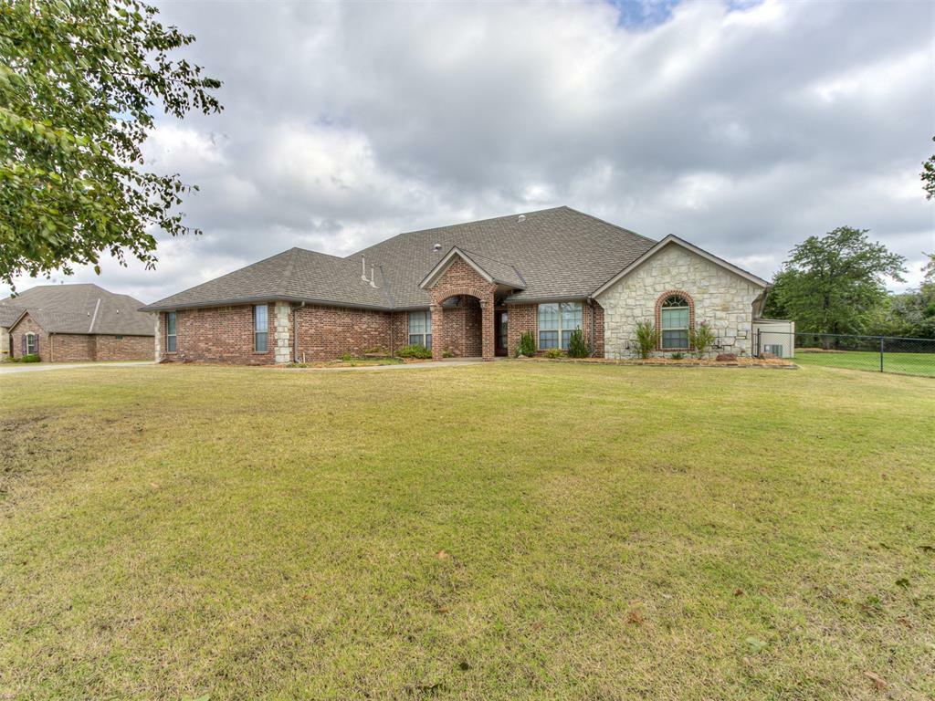 Property Photo:  4100 Newburg Drive  OK 73020 