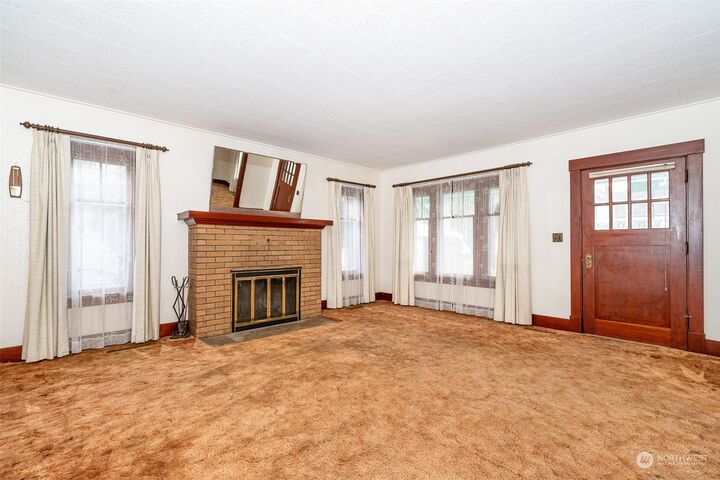 Property Photo: 305 S Pearl Street WA 98531