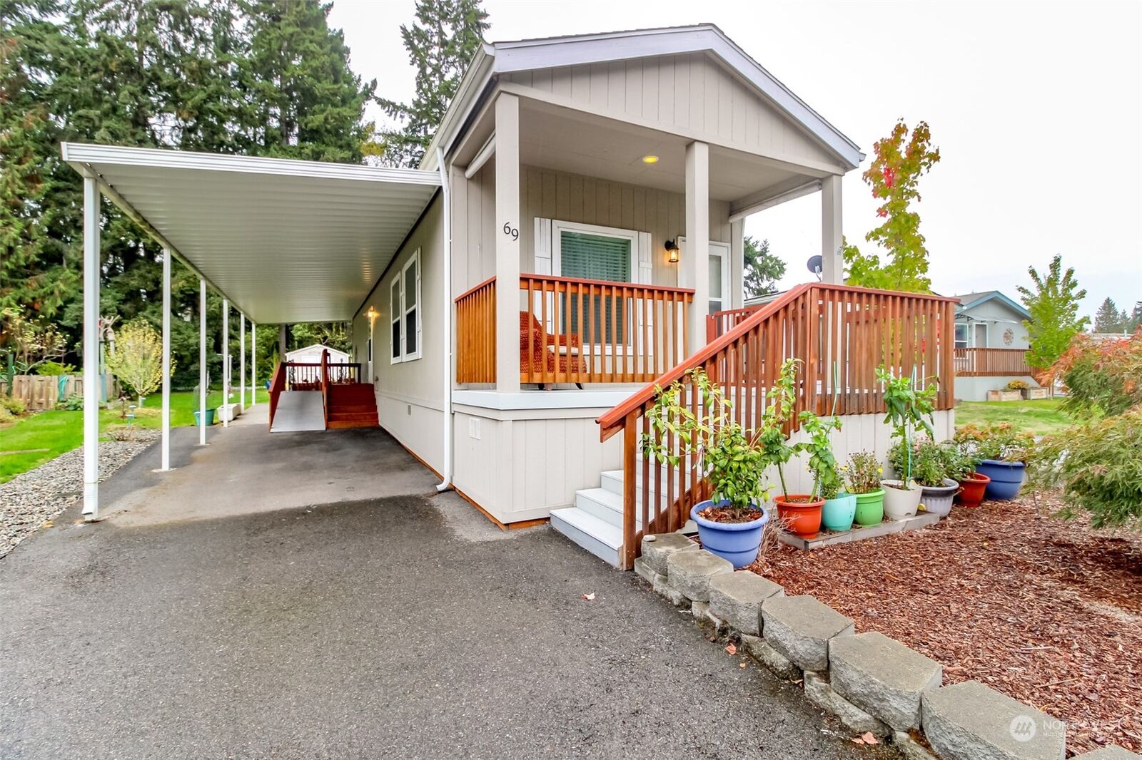 Property Photo: 2101 S 324th 69 WA 98003