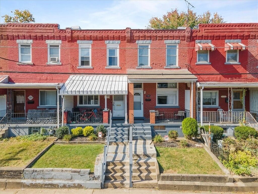 Property Photo:  3353 Parkview Avenue  PA 15213 